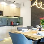 アパート Mountain Apartments Butorowy Sauna Residence *