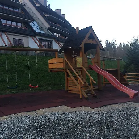 Mountain Butorowy Sauna コシチェリスコ